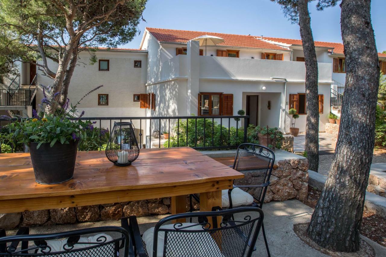 Villa Pod Borom Sveta Nedelja  Exteriér fotografie