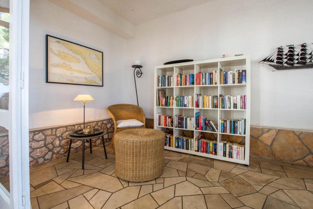 Villa Pod Borom Sveta Nedelja  Exteriér fotografie